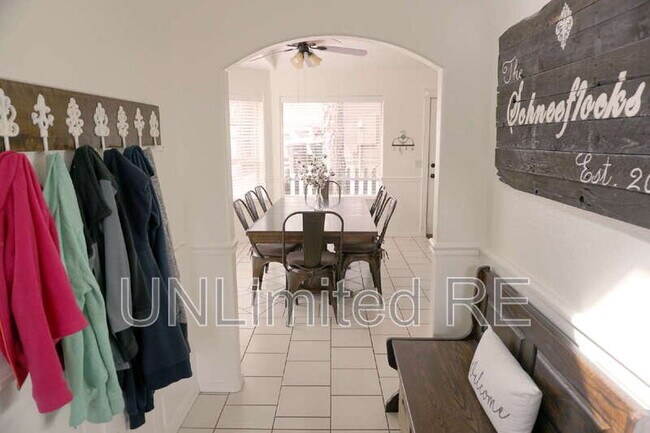 Building Photo - 4154 S Pheasant Run Dr