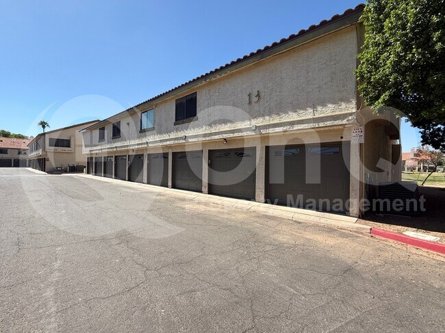 Building Photo - 30 E Brown Rd