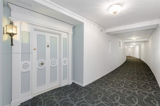 Building Photo - 5255 Collins Ave