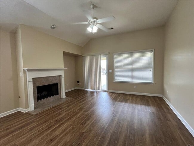 Building Photo - 8901 Ashland Park Pl