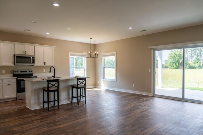 Building Photo - 8456 Oak Shade Ct