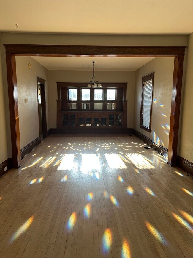 Building Photo - 139/141 6th St NW