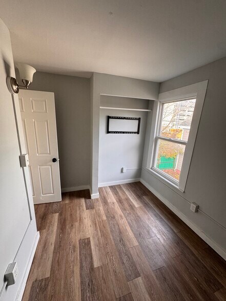 Building Photo - 177 Saint John St