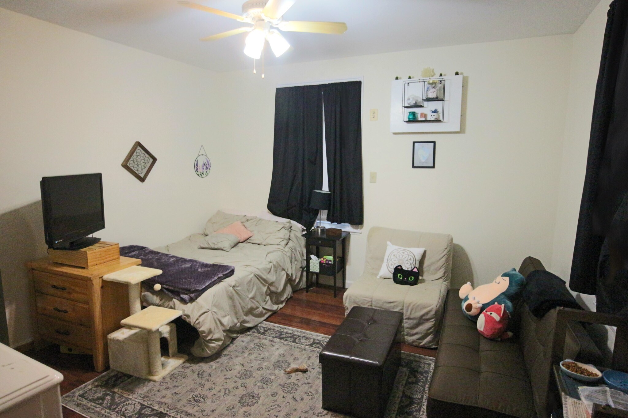 Building Photo - 414 Western Ave