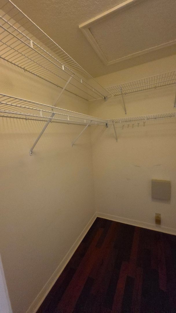 Building Photo - Golf Course Living in a Gated Harbor Hills Country Club – Lady Lake, FL