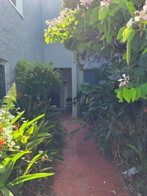 Building Photo - 1833 NW 12th Ave