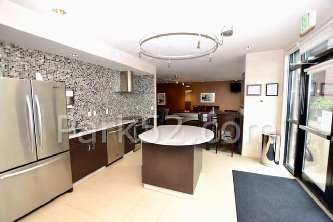 Building Photo - $250 Off First Full Month!  1 Bedroom Condo in Downtown Tacoma