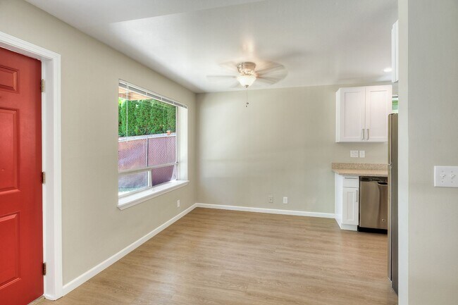 Building Photo - 15532 27th Ave NE