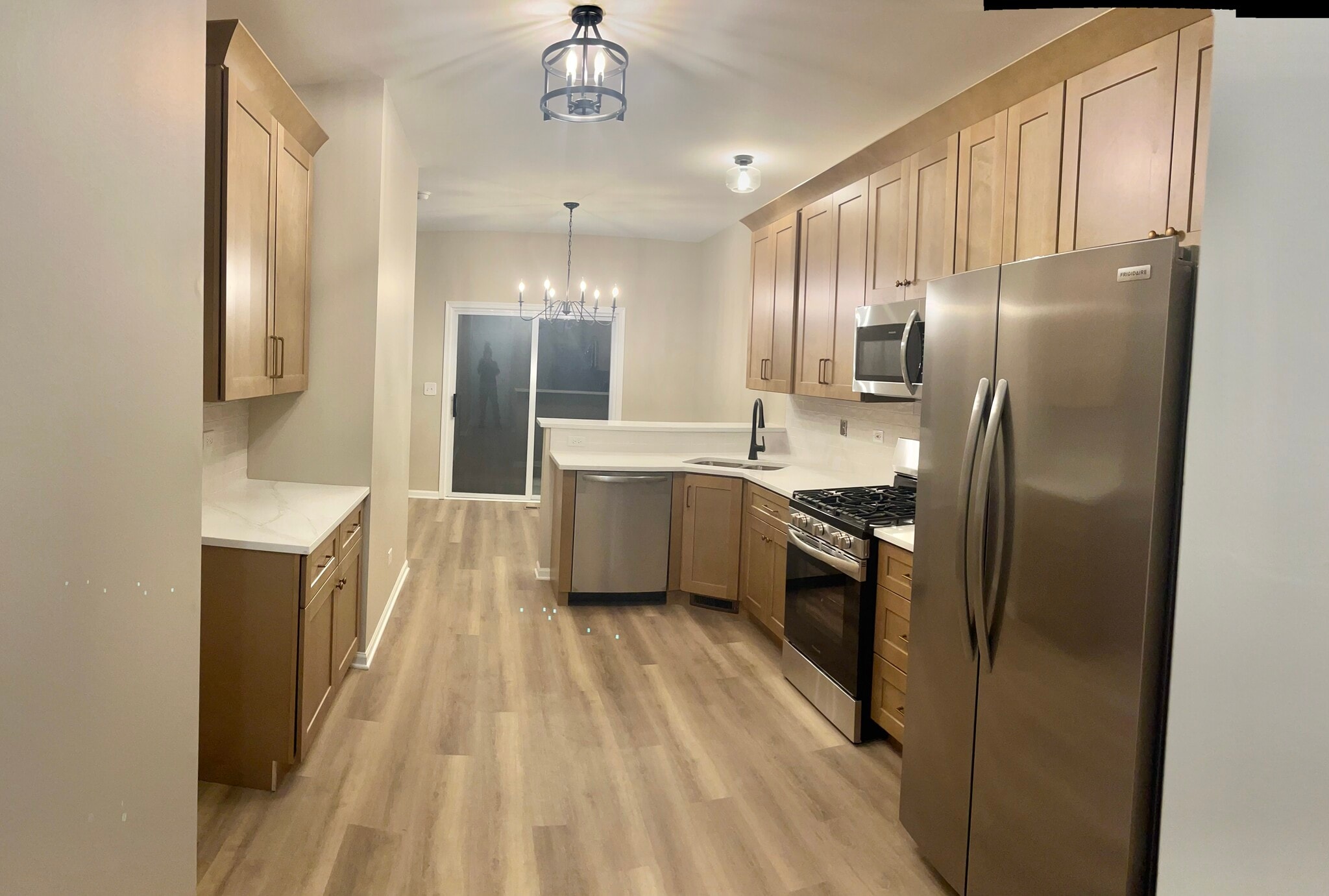 Building Photo - 17537 S Gilbert Dr