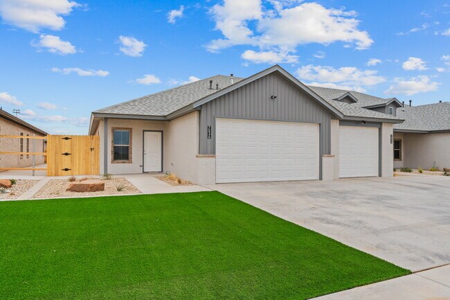 Building Photo - Brand new townhomes in Frenship East!