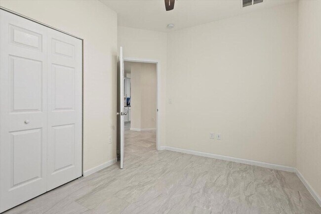 Building Photo - 12133 SW Aventino Dr