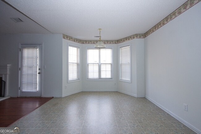 Building Photo - 2804 James Henry Dr