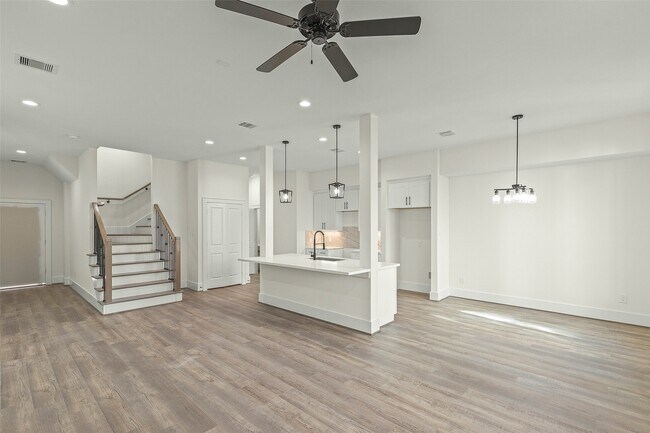 Building Photo - 1807 Palmetto Landing Dr