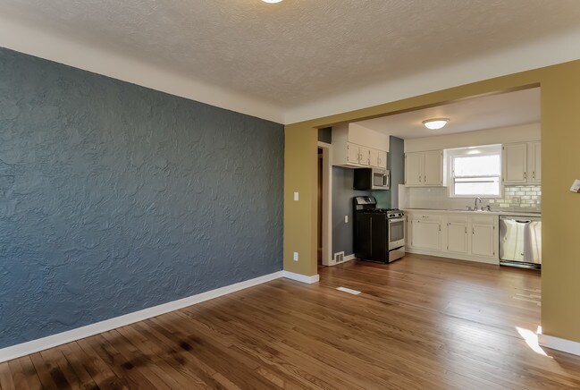 Building Photo - 1144 California St NW