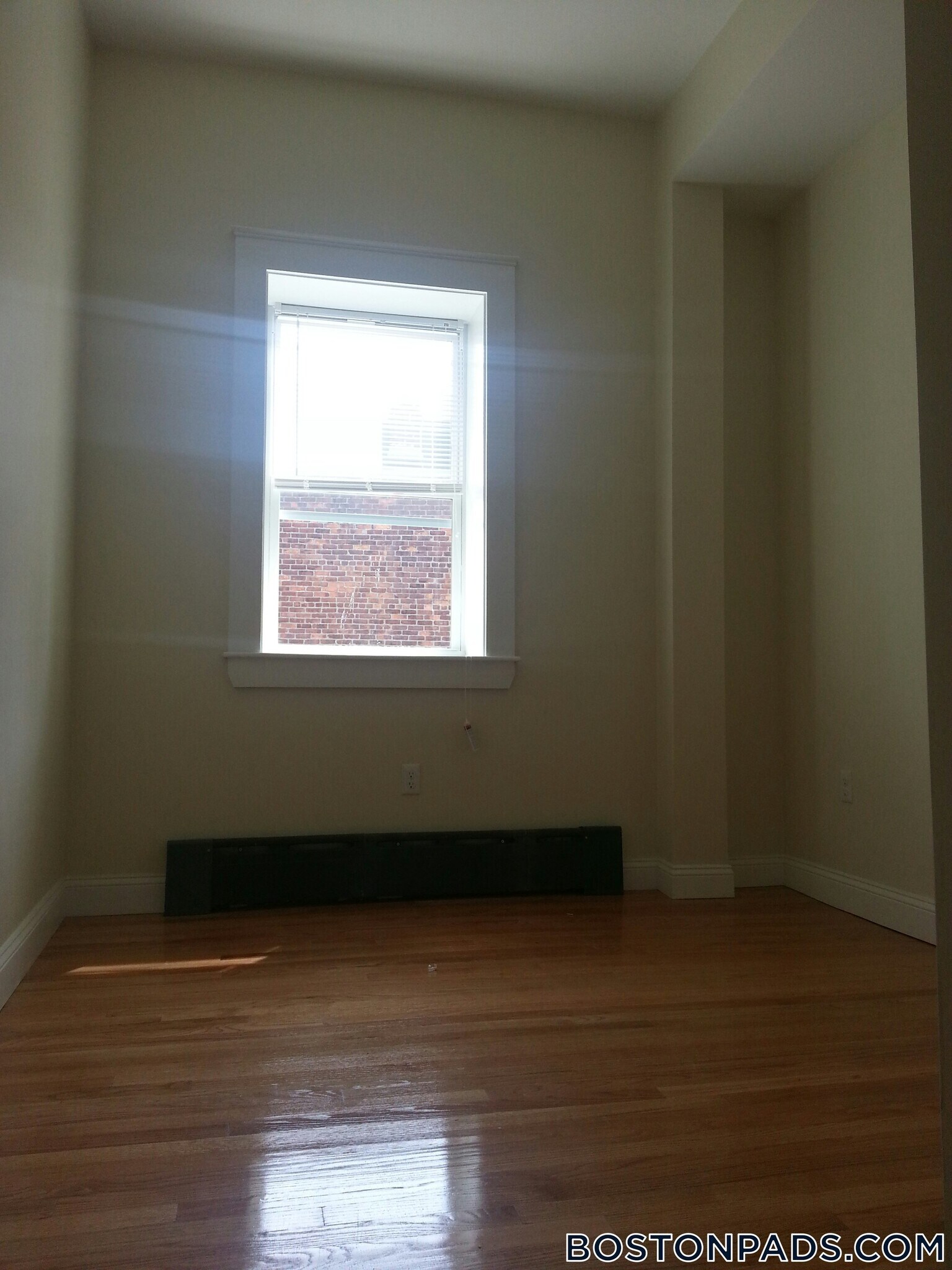 Building Photo - 84 Fenway