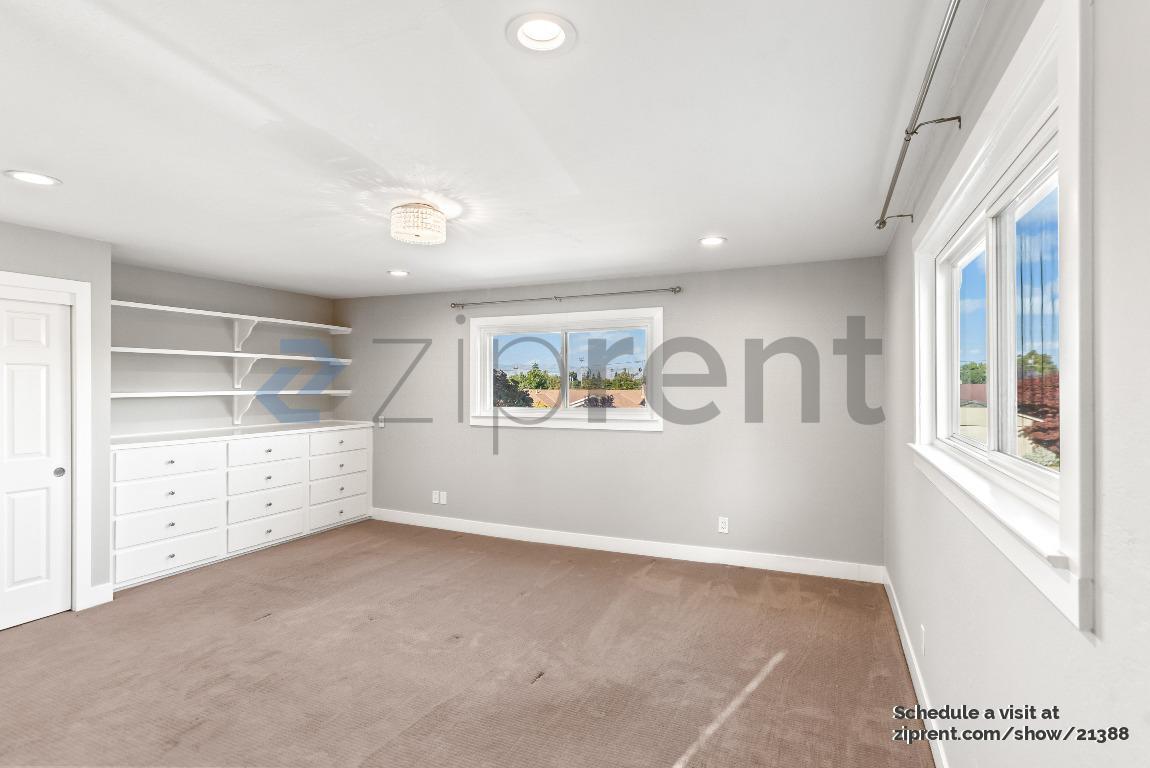 Building Photo - 2435 Denevi Dr