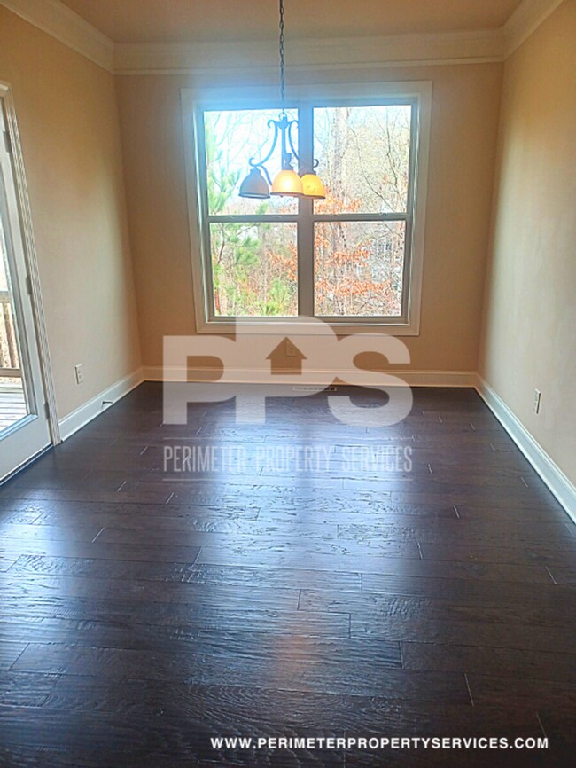 Building Photo - Dream house!! Come see it today!!