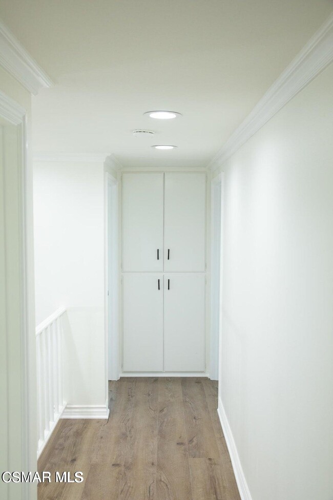 Building Photo - 2094 Bridgegate Ct