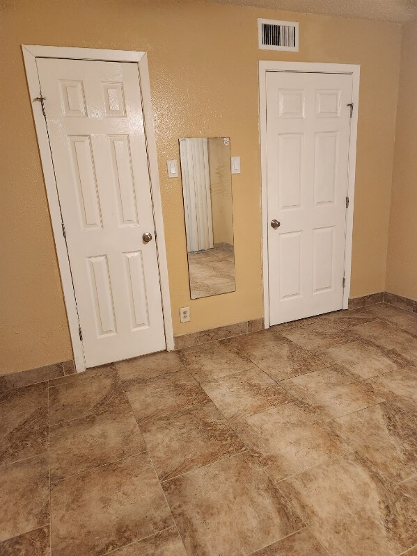 Building Photo - 4837 Cedar Springs Rd