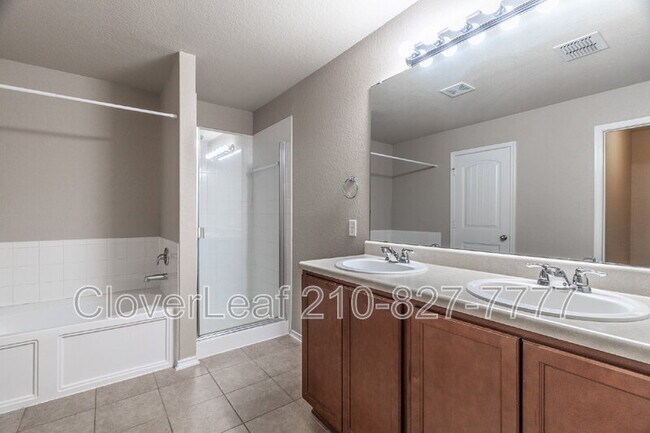 Building Photo - 8126 Radiant Star
