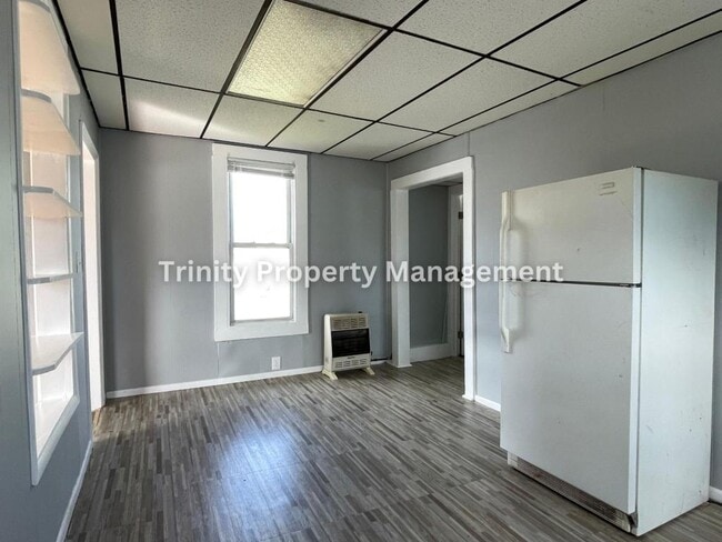 Building Photo - 116 1/2 Maryland Ave