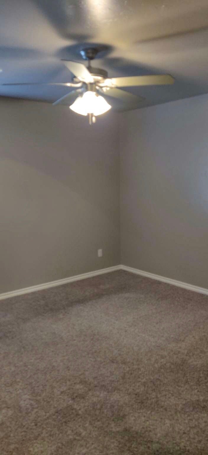 Building Photo - 207 Ashley Dr