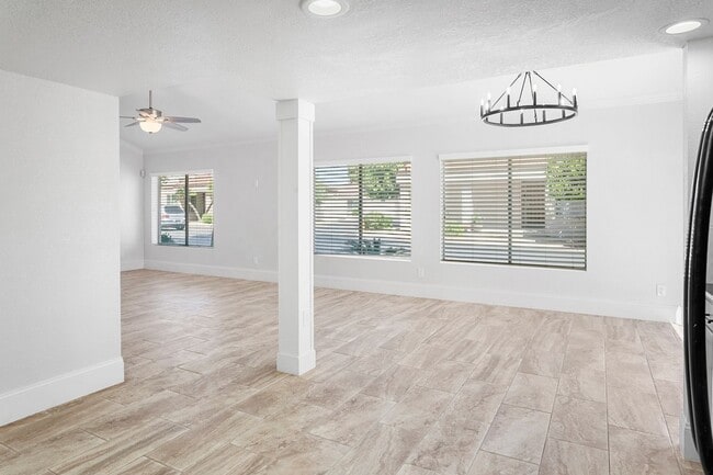Building Photo - Charming 3BR House in Scottsdale