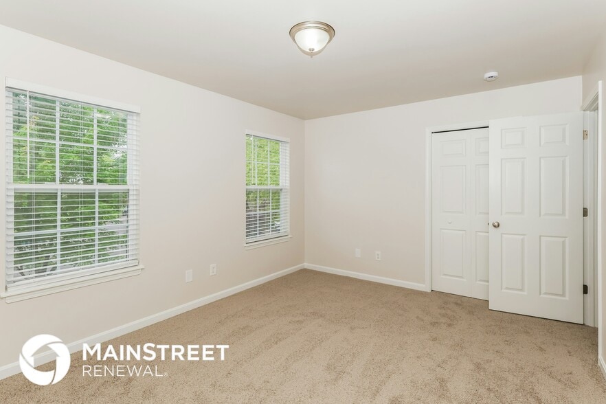 Building Photo - 4014 Fairfield Gardens Ct