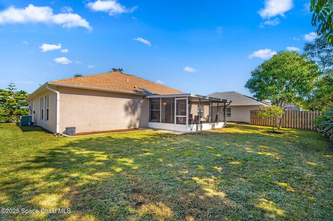 Building Photo - 1015 Homewood Ave