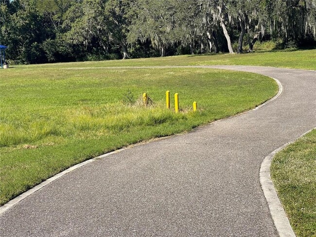 Building Photo - 3076 Grand View Ave