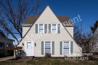 Building Photo - Charming 3-Bedroom Home for Rent in Euclid...