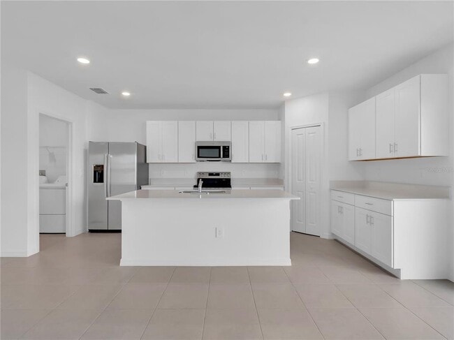 Building Photo - 5757 Red Kite Dr