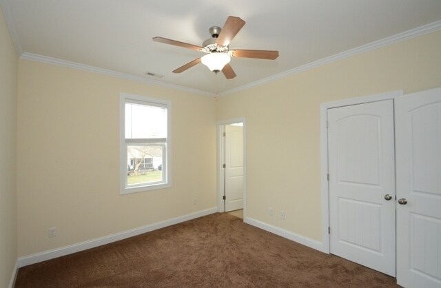 Building Photo - Beautiful 2-story home