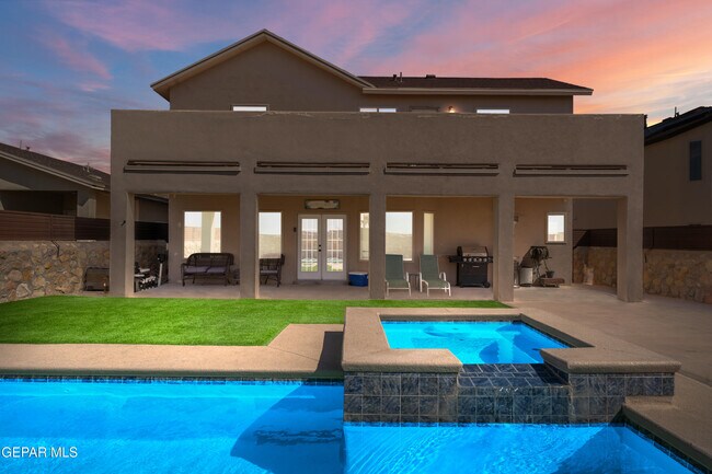 Building Photo - 13232 Emerald Isle St