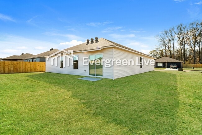 Building Photo - 40 10 Point Ln