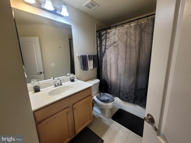 Building Photo - 20928 Houseman Terrace