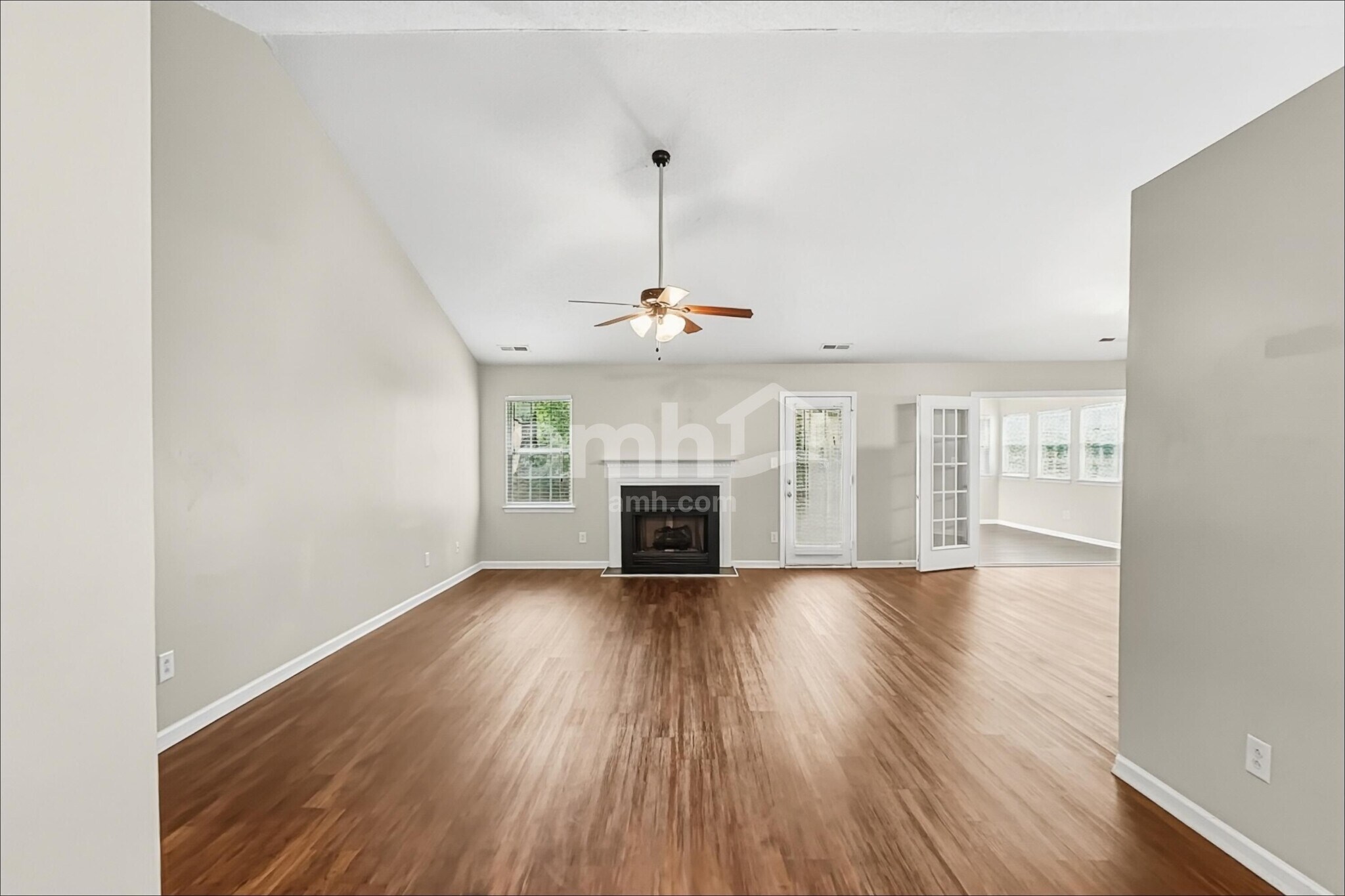 Building Photo - 2922 Cripple Creek Ct