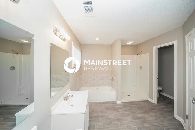 Building Photo - 3 Bedroom Pet-Friendly Home in Memphis, TN...