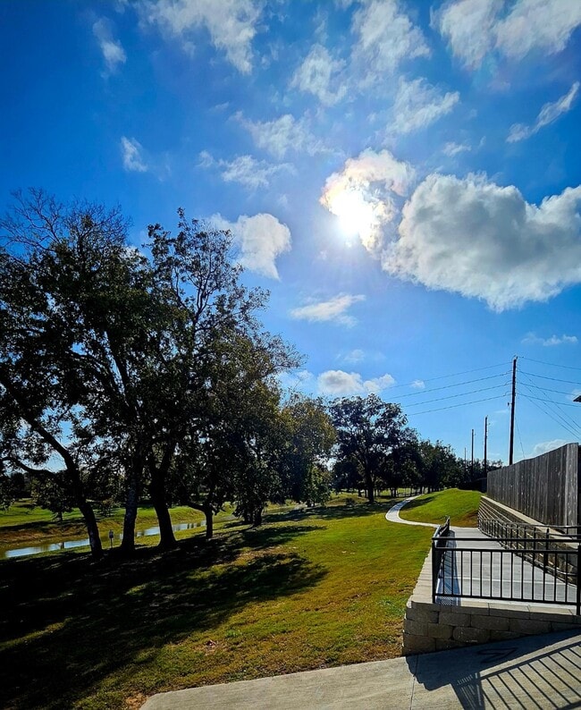 Building Photo - 8401 Hazel River Dr