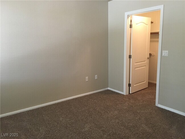 Building Photo - 3455 Cactus Shadow St
