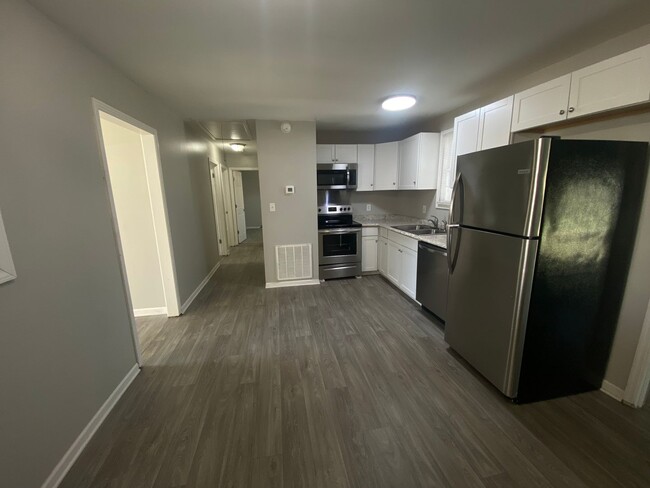 Building Photo - Single Family Home