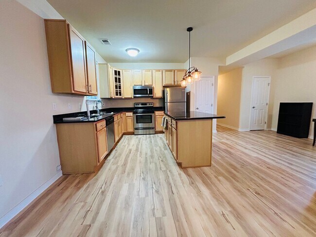 Building Photo - 807 N 23rd St