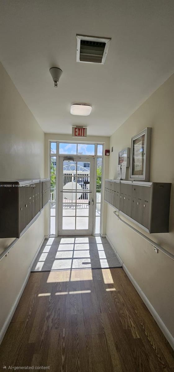 Building Photo - 1542 Drexel Ave