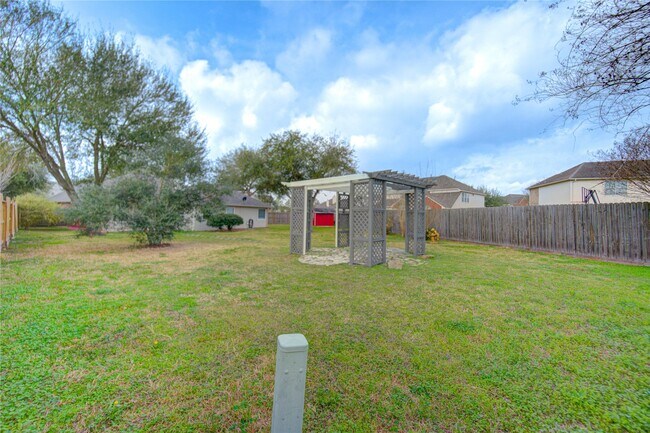 Building Photo - 14802 Newton Falls Ln