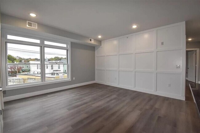 Building Photo - 4201 Bergen Turnpike