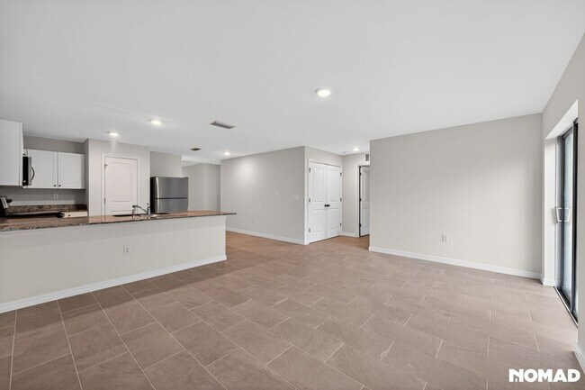 Building Photo - 18118 Sullivan Ave