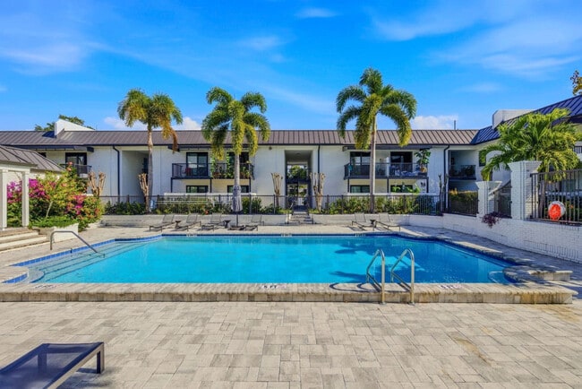 Building Photo - 3909 W Cleveland St