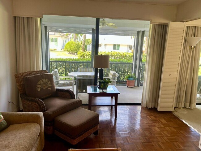 Building Photo - 1 SE Turtle Creek Dr