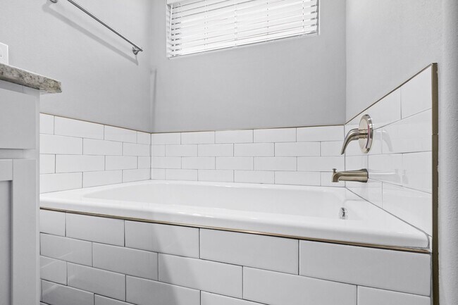 Building Photo - New Construction in Bentonville!