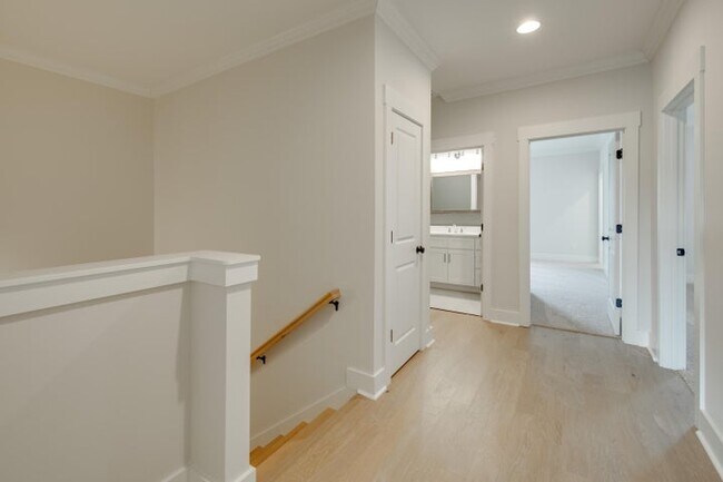 Building Photo - 9678 Dutton Ln